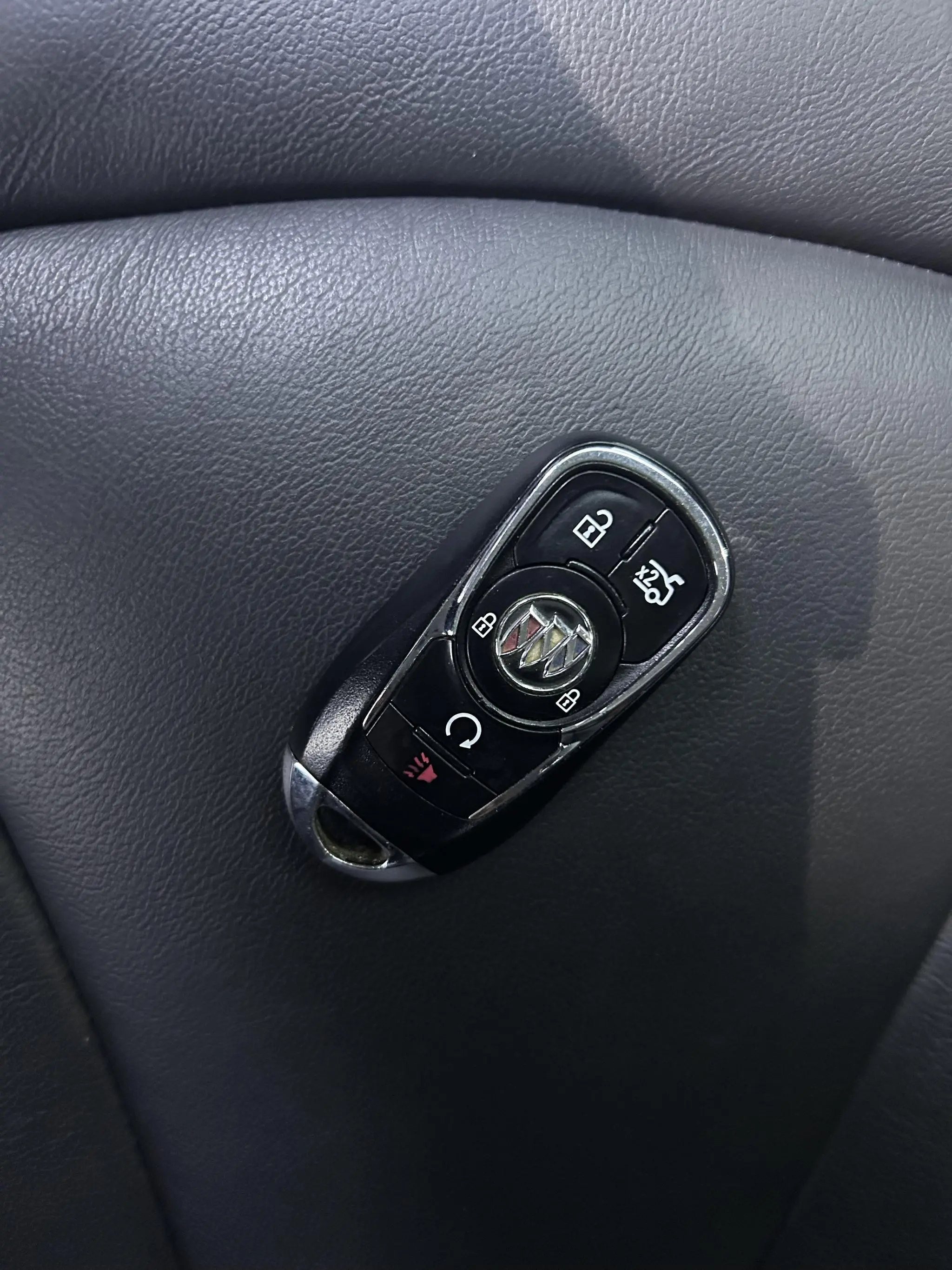 Buick Lacrosse 652T luxury