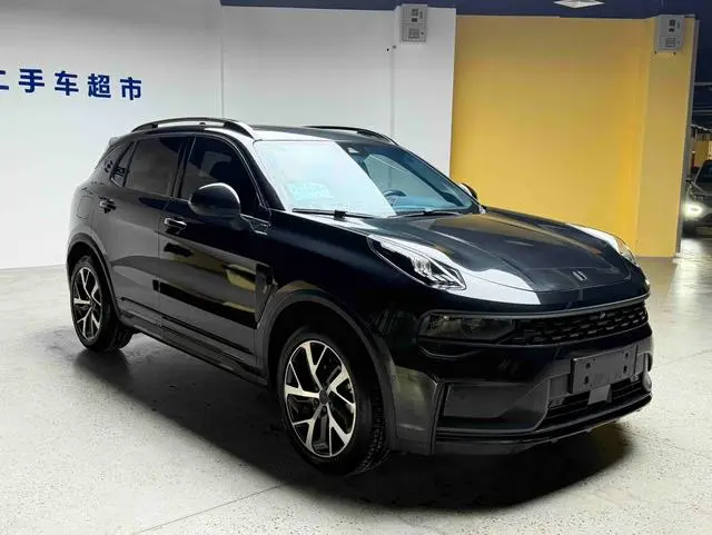 LYNK & CO Lynk &Co. 01 EM-P 1.5TD PHEV Halo