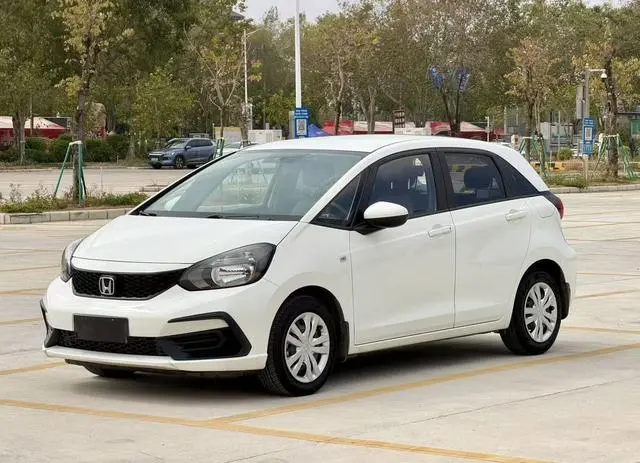 Honda Fit 1.5L CVT Trendy Edition