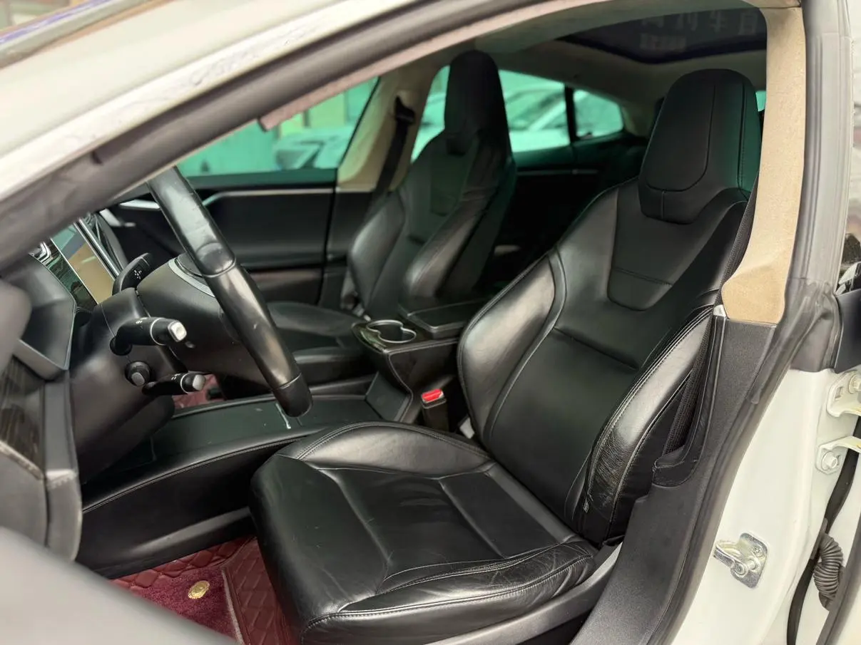 Tesla Model S 90D