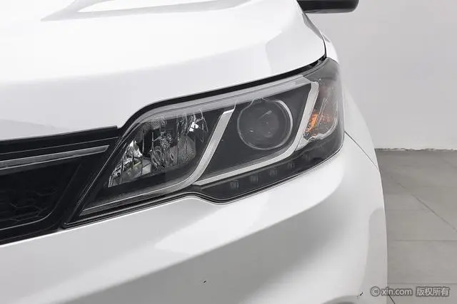 Dongnan Southeast DX3 1.5L manual premium type