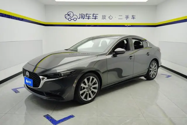 Mazda Mazda 3 Angkesaila 2.0L automatic premium version