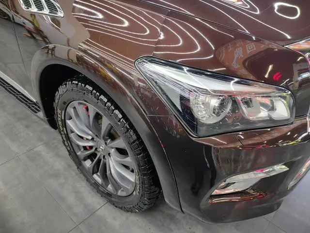 Infiniti Infiniti QX80 5.6L 4WD
