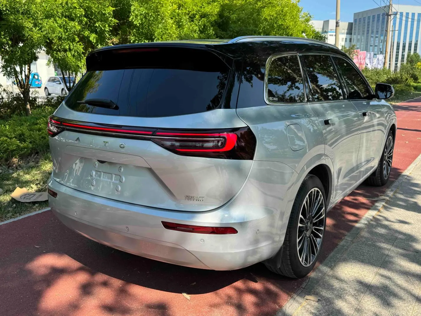 AITO Ask the world M7 Plus five-seater rear drive version