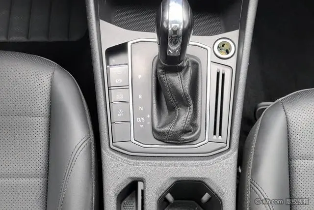 Volkswagen Lavida 1.5L automatic comfort version