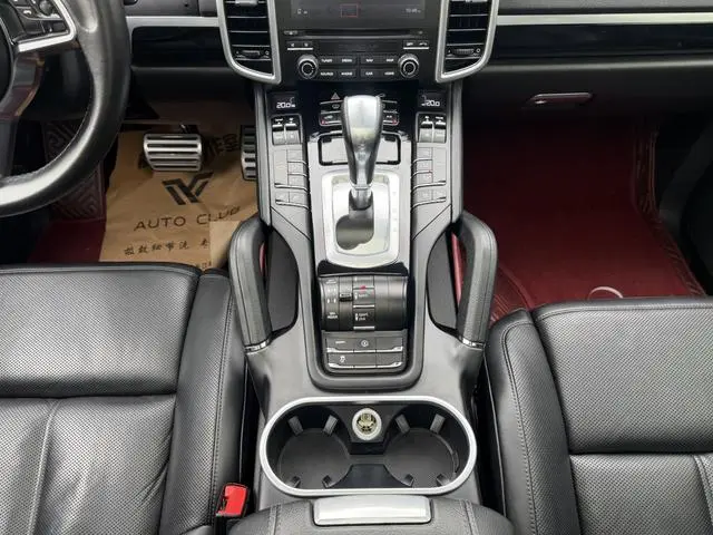 Porsche Cayenne Cayenne 3.0T