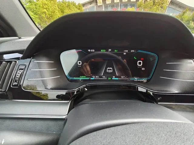 BYD Tang DM DM 2.0T four-wheel drive high-performance version of the Genesis flagship