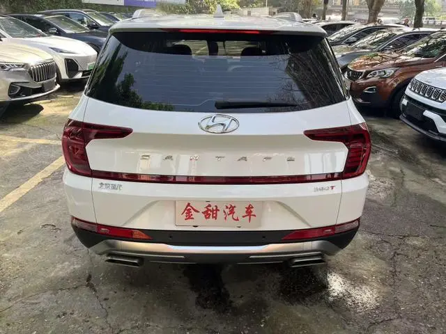 Hyundai Shengda 380 TGDi GLS automatic two-wheel drive deluxe Edition