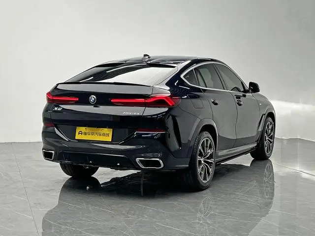 BMW BMW X6 Facelift xDrive30i M sports suit