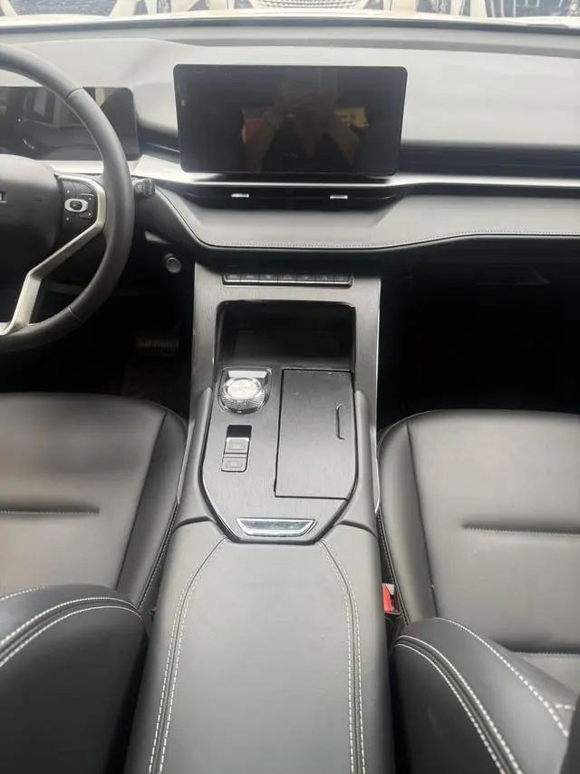Haval Haval H6 The third generation 1.5 GDIT automatic Max version