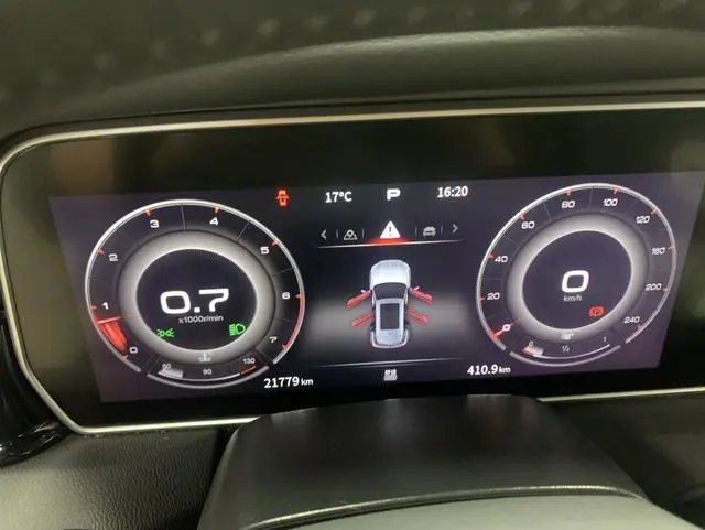 Hongqi Hongqi HS5 Facelift 2.0T Zhilian flag enjoy four-wheel drive version