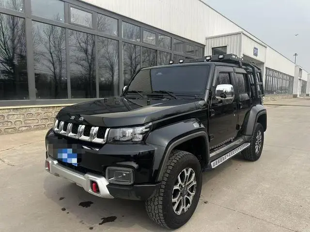 Beijing Beijing off-road BJ40 2.0T automatic four-wheel drive City Hunter edition knight type