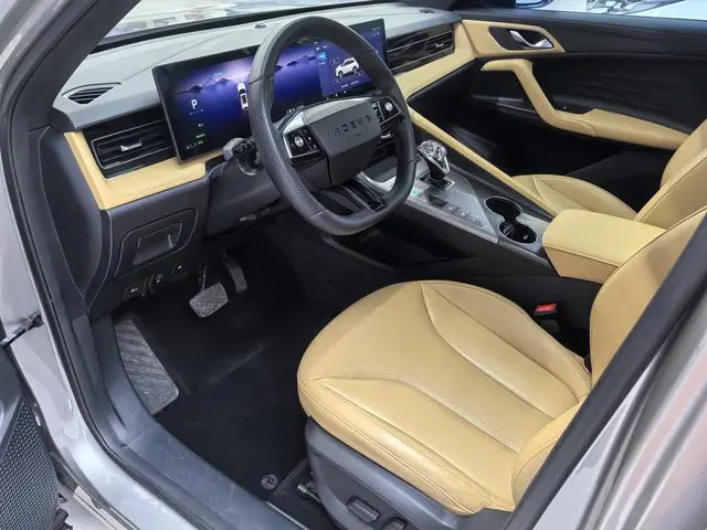 Roewe Roewe eRX5 Super Hybrid Premium Edition