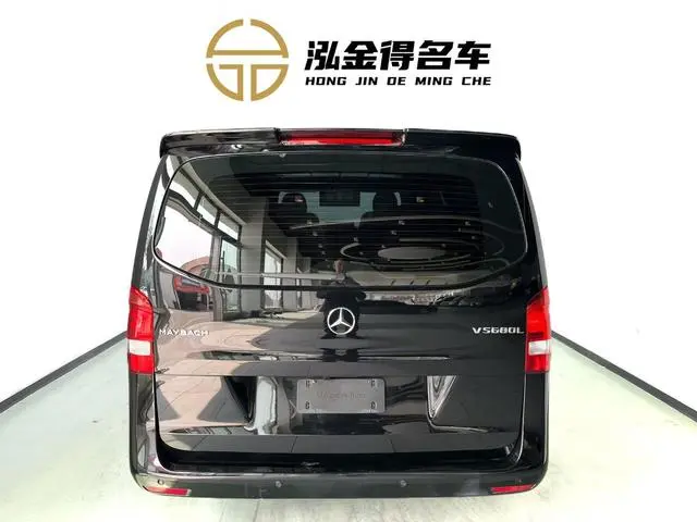 Mercedes-Benz Vito 2.0T Business Edition 7-seater Country VI