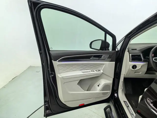 Volkswagen Weiran 380TSI Ultimate Edition