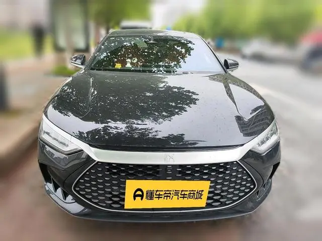 BYD Han DM DM-i 242KM flagship type