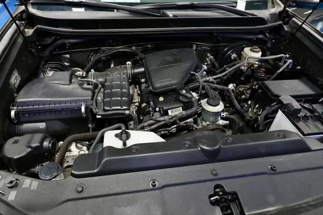 TOYOTA Prado 2.7L automatic standard version