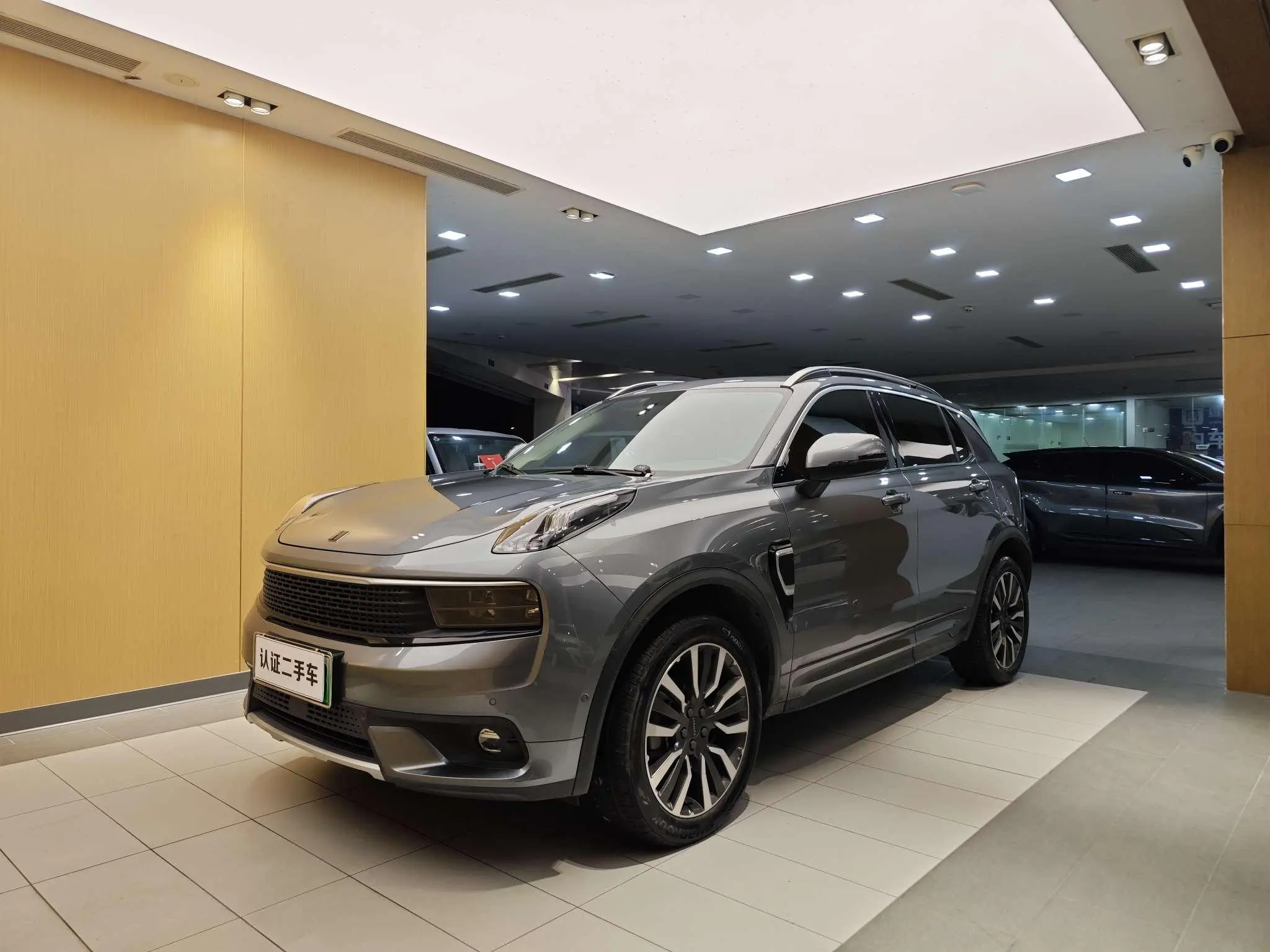 LYNK & CO Lynk &Co. 01 EM-P 1.5T Jinguo V