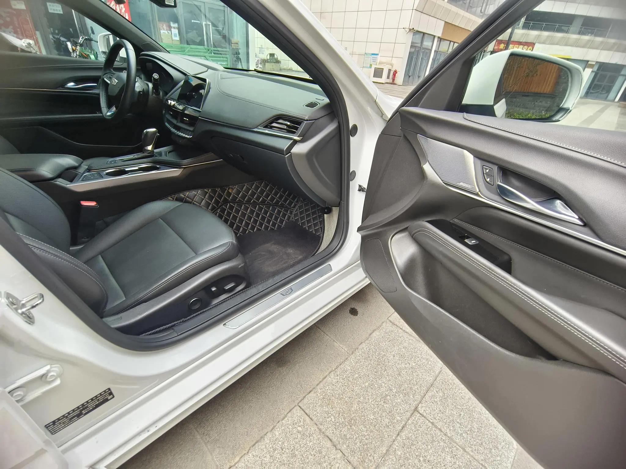 Cadillac Cadillac CT4 28T luxury