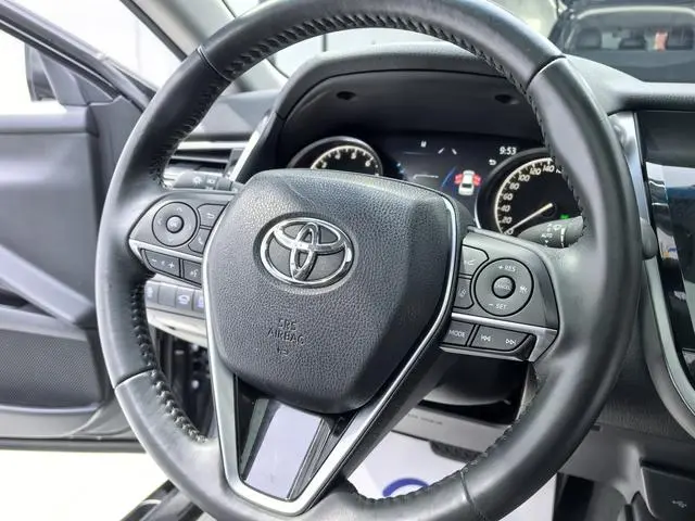 TOYOTA Camry 2.0G Deluxe Edition