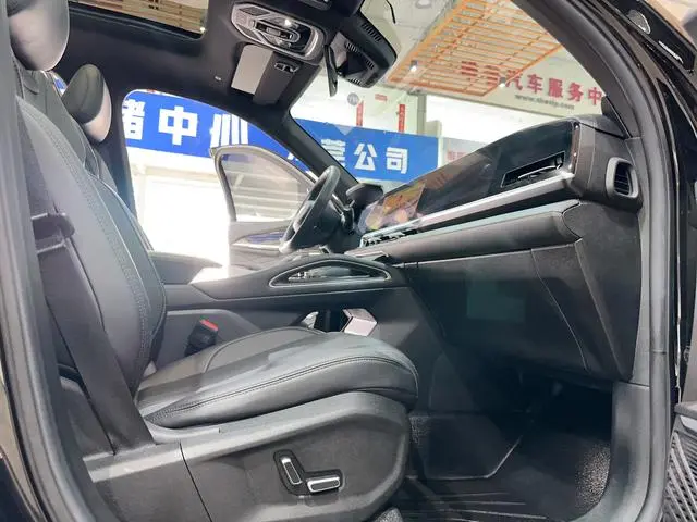 Geely Xingyue L 2.0TD DCT EVO two-wheel drive long wind version
