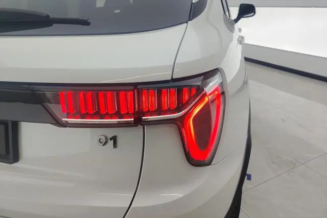 LYNK & CO Lynk 01 2.0T two-wheel drive Pro version country VI