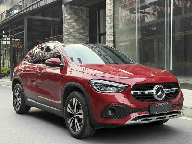 Mercedes-Benz Mercedes-Benz GLA GLA 200