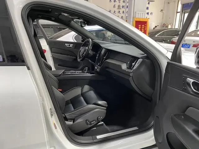 Volvo Volvo XC60 PHEV T8 E-drive hybrid Zhiyuan Sports Edition