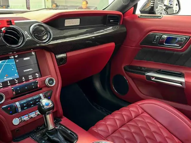 Ford Mustang 2.3T Performance Version