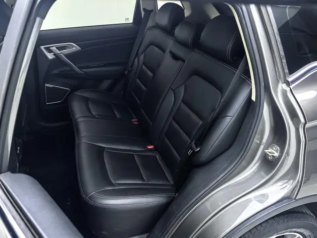 Geely Boyue 1.8TD DCT two-wheel drive intelligent 4G connected version