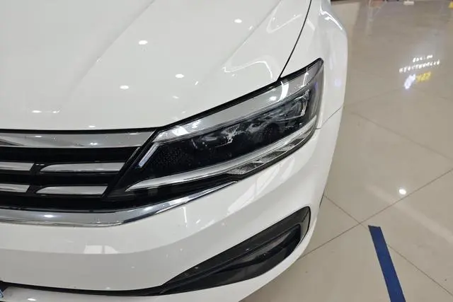 Volkswagen Lingdu Facelift 280TSI DSG Comfort Edition