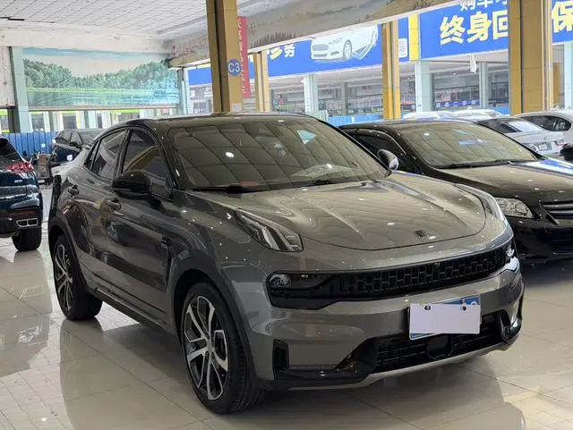 LYNK & CO Lynk 05 2.0TD four-wheel drive Halo