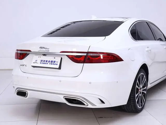 Jaguar Jaguar XFL 2.0T P250 two-wheel drive Exclusive Deluxe Edition