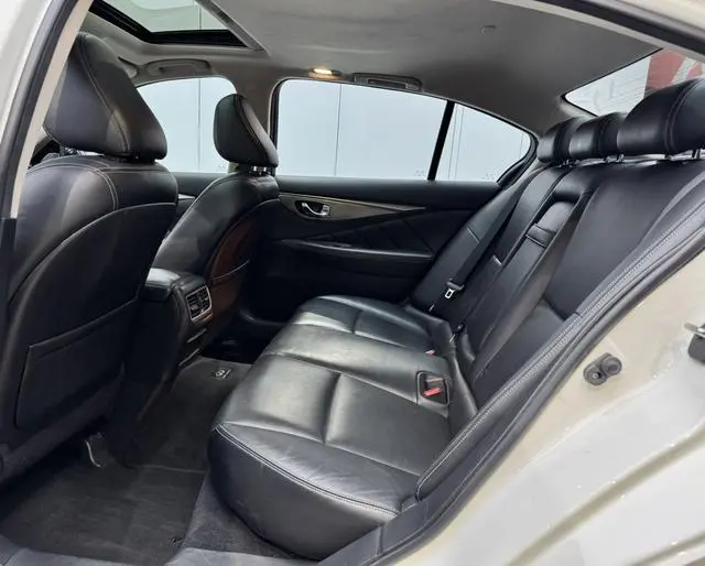 Infiniti Infiniti Q50L 2.0T Premium Version Country VI