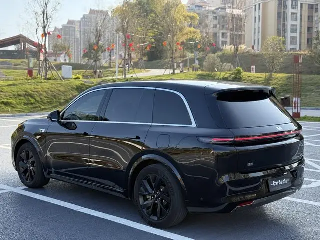 Li Auto Ideal L8 Pro version