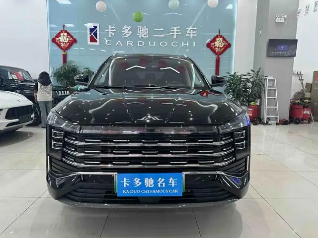 Jianghuai Yiwei Jianghuai X8 E Home 1.5T DHT Jiaxin Edition 7 Seats