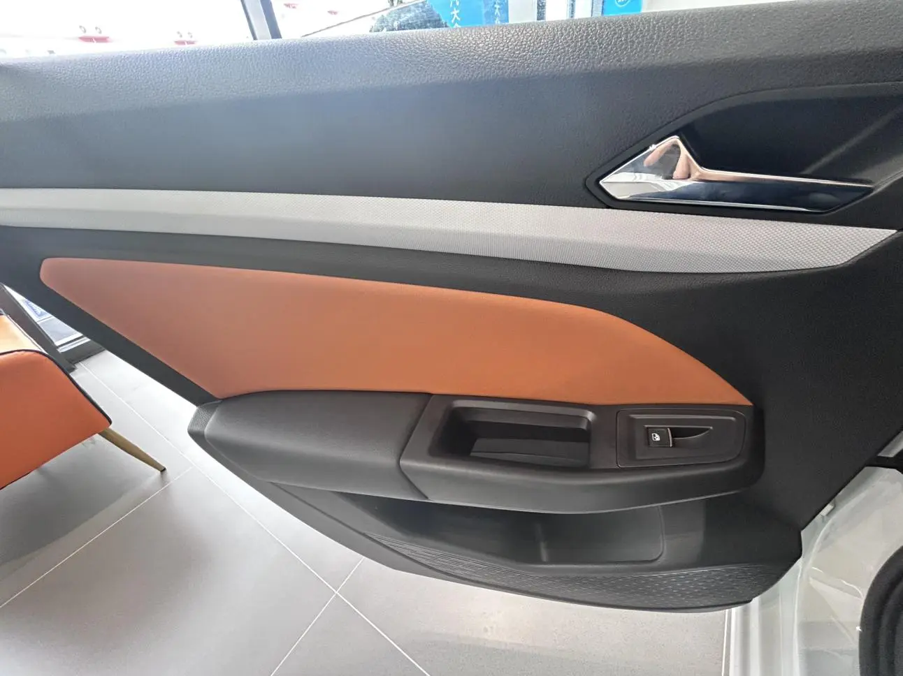 Volkswagen Bora 200TSI DSG Yuexing Navigation Edition