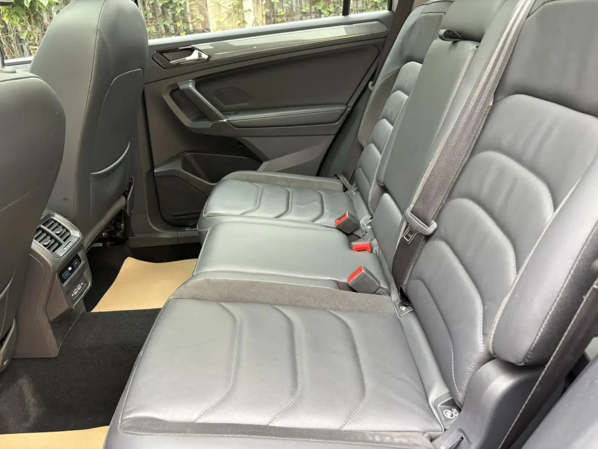 Volkswagen Tiguan L 330TSI automatic two-wheel drive R-Line Premium edition