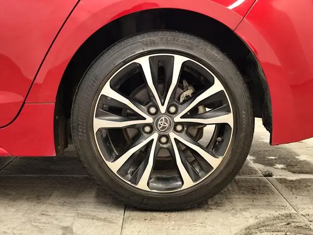 TOYOTA Lei Ling 185T CVT Sports Edition