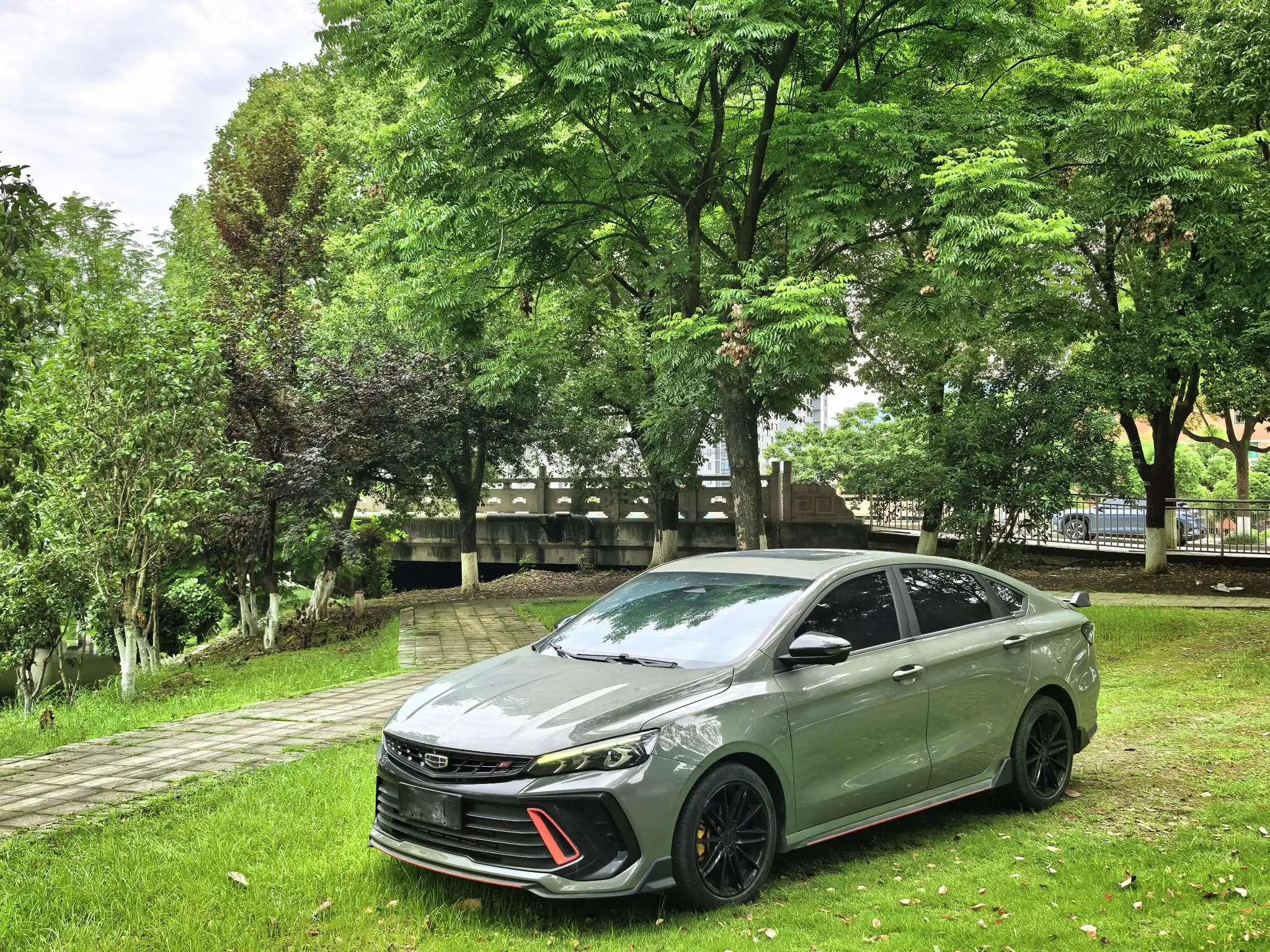 Geely Binrui Binrui COOL 1.5T DCT Thunder Edition