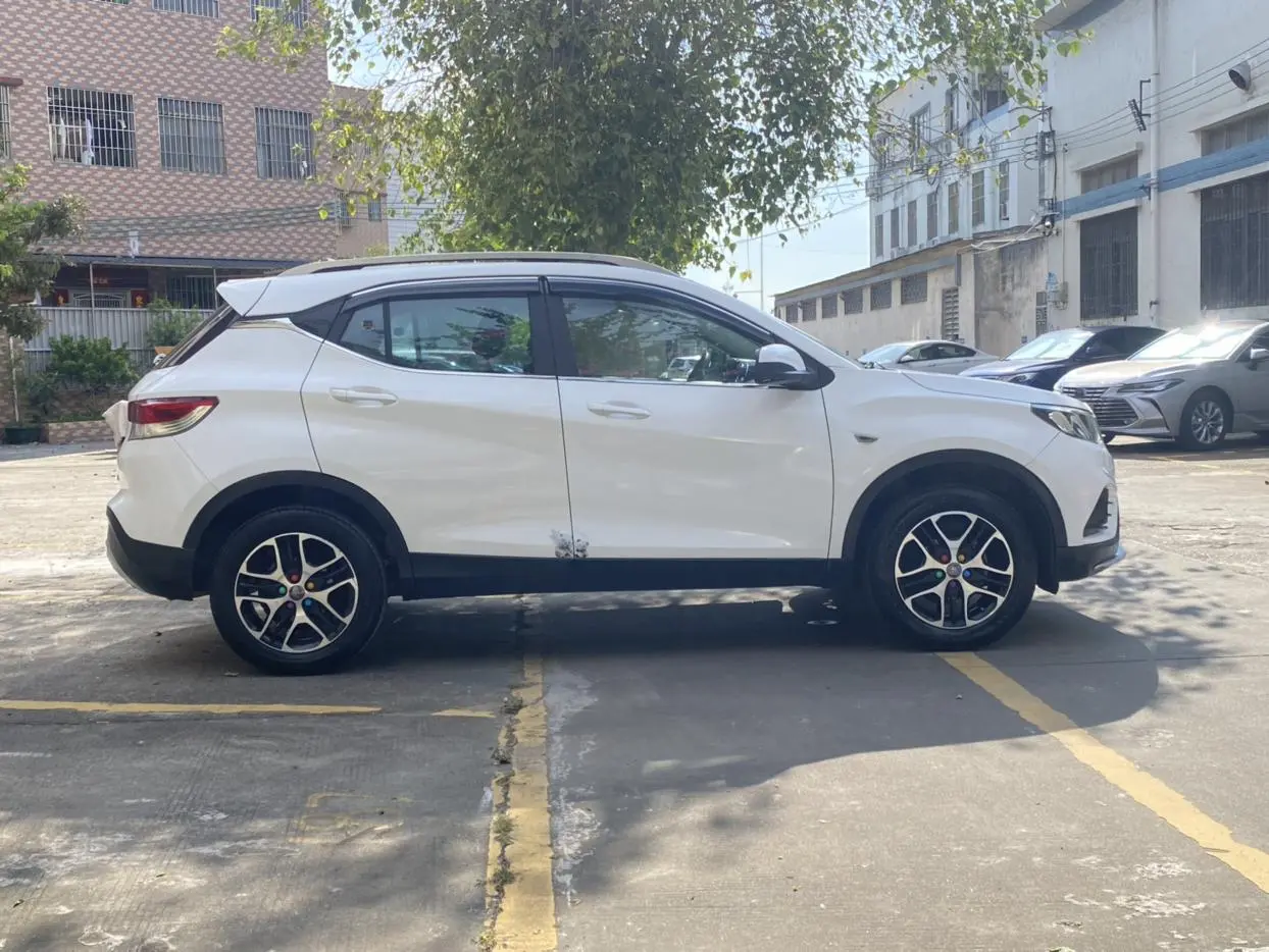 Dongnan Southeast DX3 1.5L manual premium type