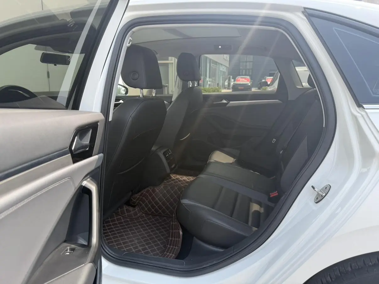 Volkswagen Sagitar 280TSI DSG Beyond Edition