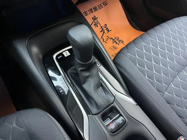 TOYOTA Asian lion 2.0L Deluxe Edition