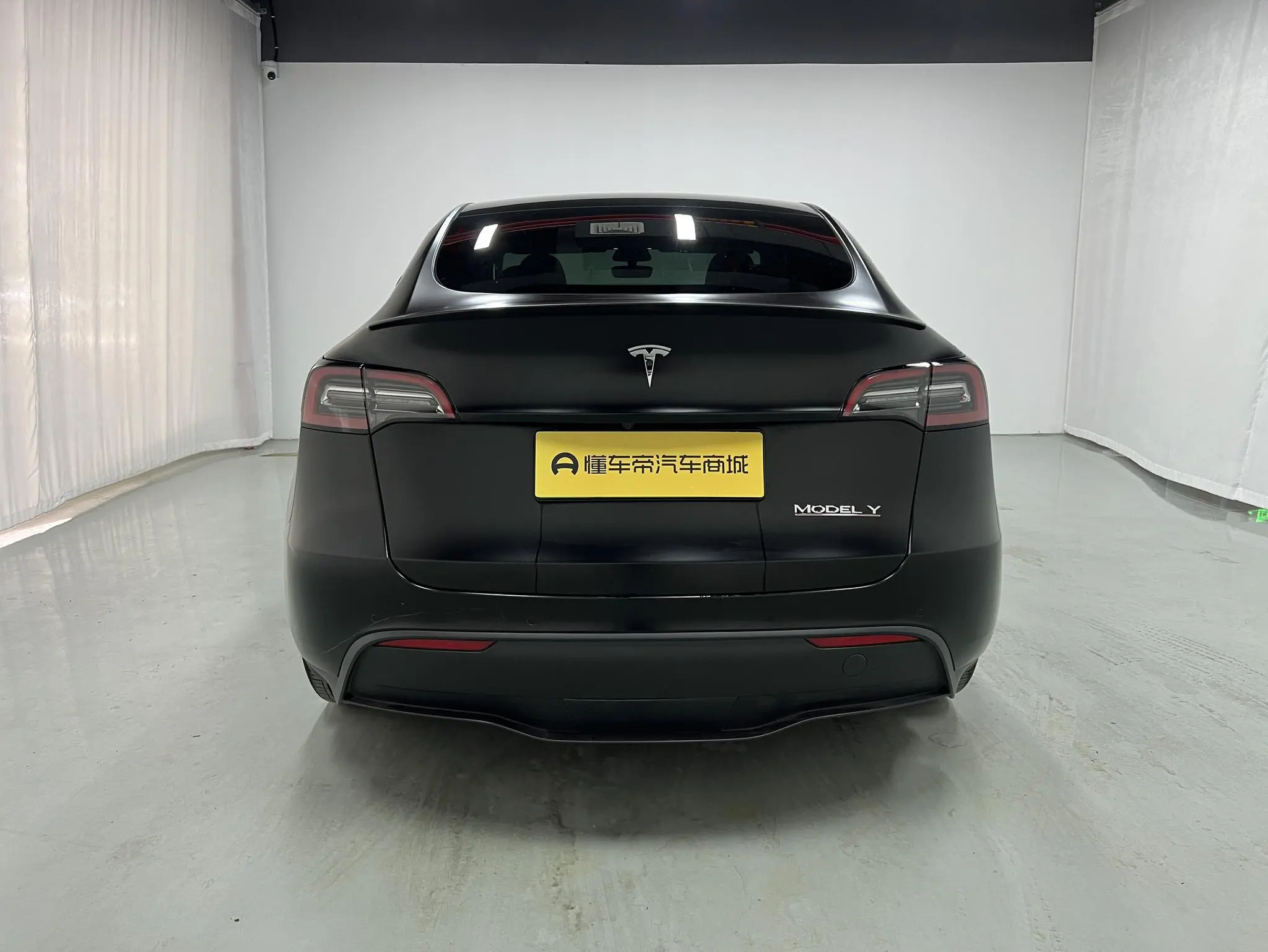 Tesla Model Y Performance high-performance all-wheel drive version