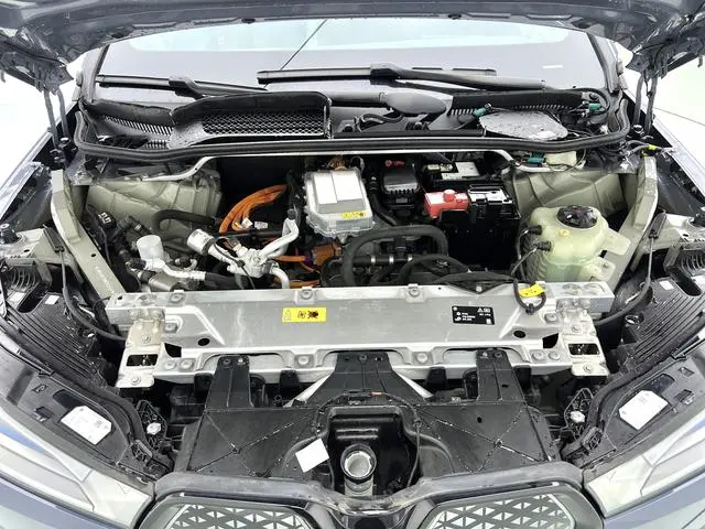BMW BMW iX xDrive40