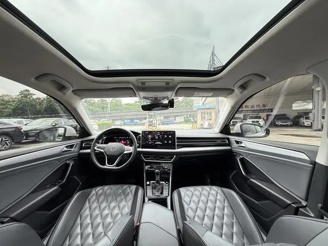 Volkswagen Sagitar 280TSI DSG Beyond Edition
