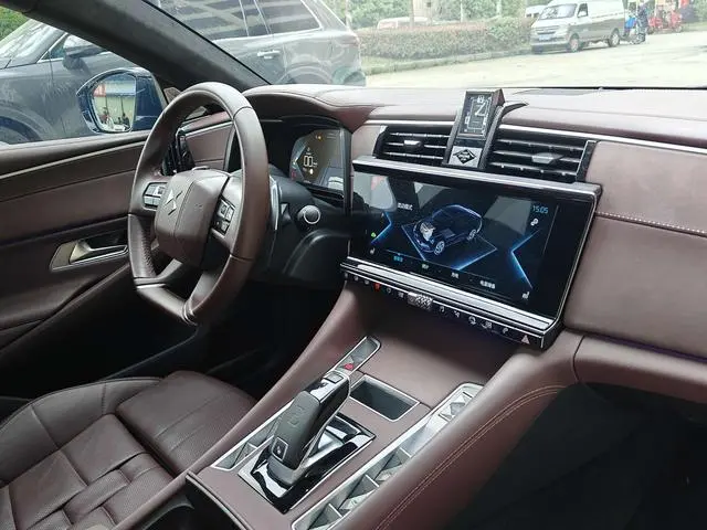 DS DS 9 PHEV 1.6T E-TENSE Opera Version