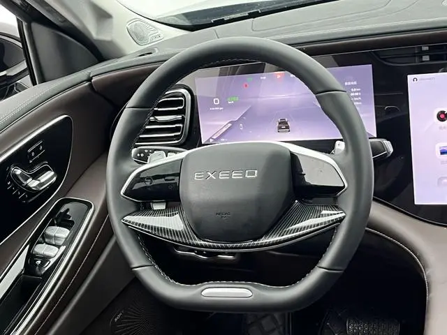 EXEED Xingtu Lanyue 2.0T four-wheel drive Xingyao-seven seats