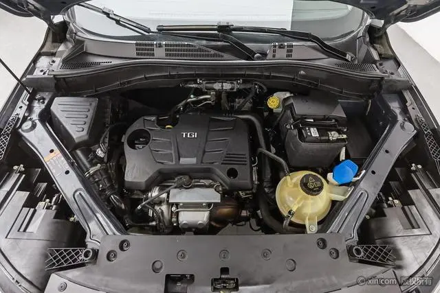 Roewe Roewe RX5 20T two-wheel drive automatic 4G interconnection platinum version