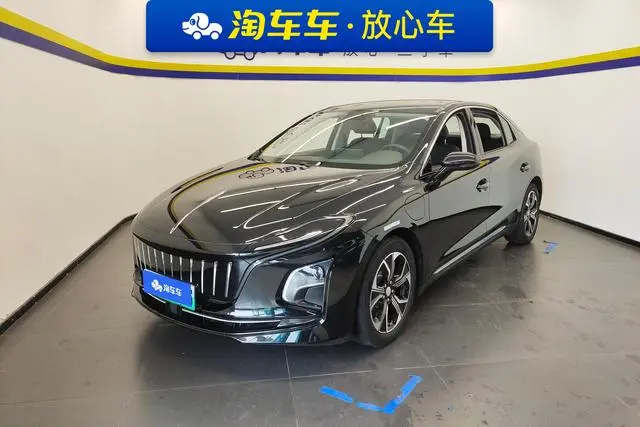 Hongqi Hongqi E-QM5 Basic Travel Version